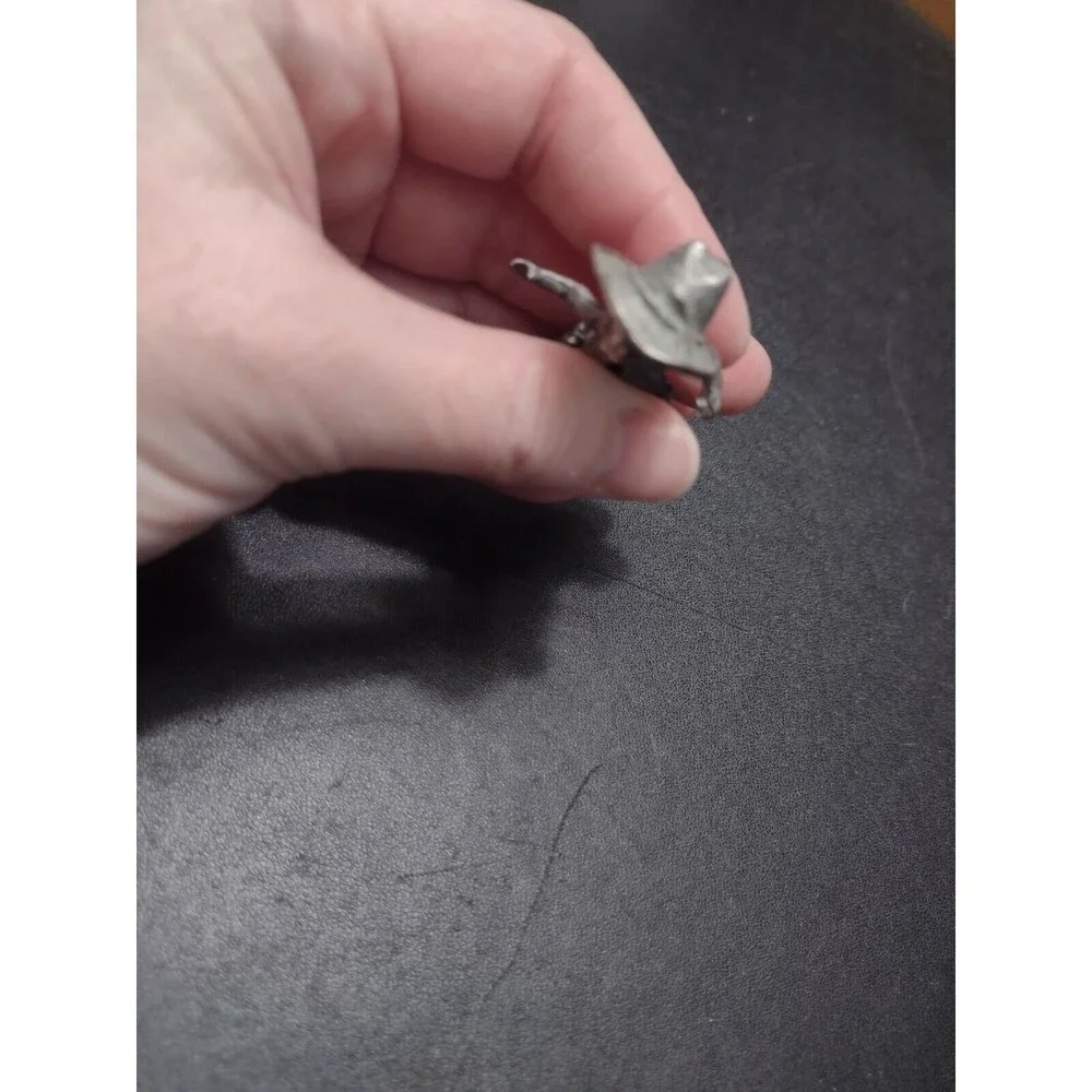 Little Quick Draw pewter figurine